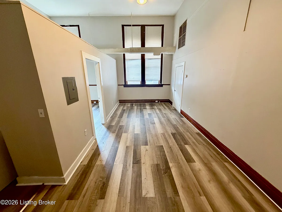 Building Photo - 1107 E Kentucky St #3