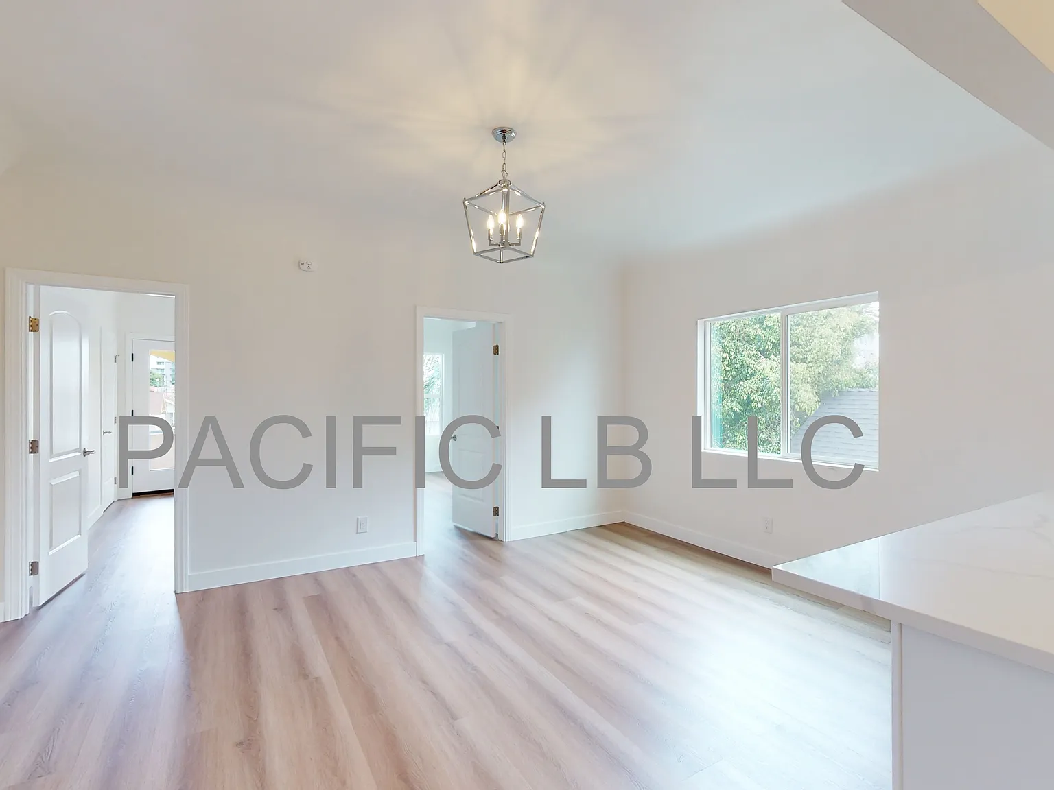1111 Pacific Ave — Photo 3