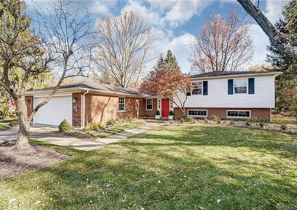 1st image of 290 Glenburn Dr