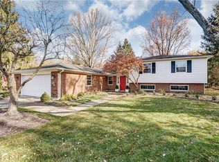 290 Glenburn Dr, Dayton, OH 45459
