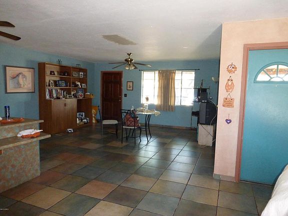 5th image of 2414 W Diana Ave