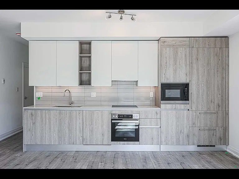 28 Marina Ave #23 — Photo 5