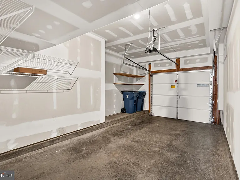 23685 Hopewell Manor Ter — Photo 4