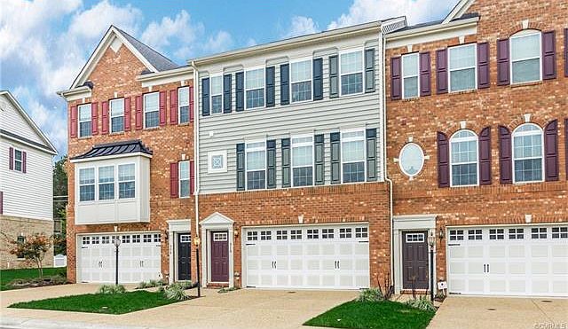 1st image of 310 Siena Ln