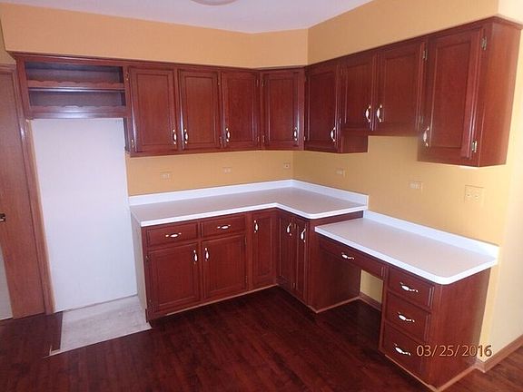 3rd image of 739 Bluestone Bay Dr