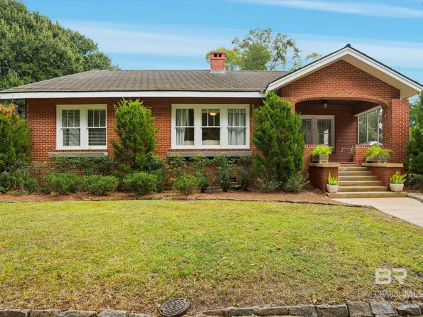 61 Glenwood St, Mobile, AL 36606