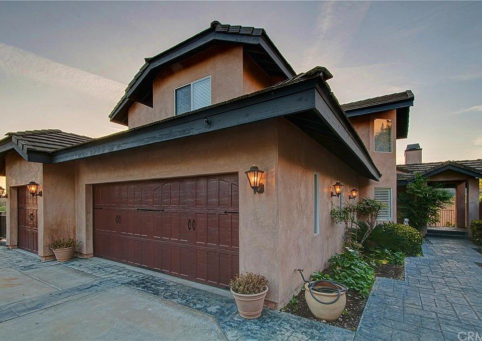 2nd image of 1763 Via Ladera
