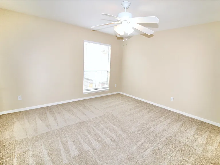 5916 Woodway Place Ct — Photo 9