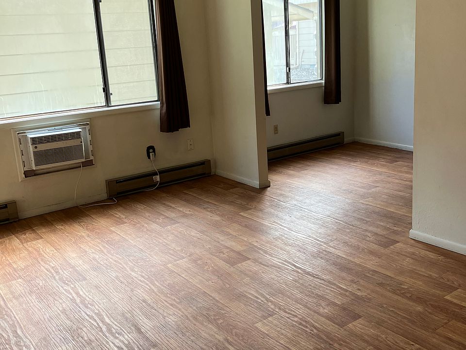 1st image of 2208 Alderson Ave #1