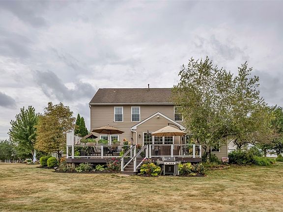 5th image of 77 Winterbrook Dr