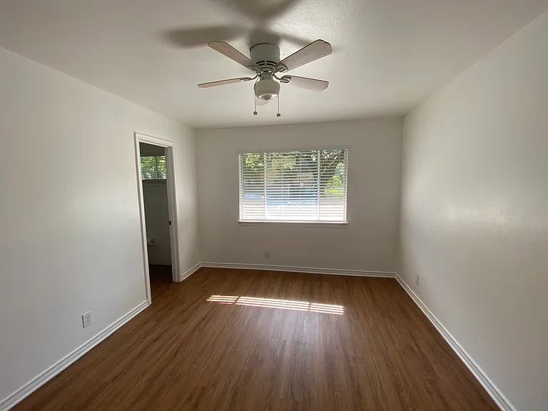 5823 McCommas Blvd #A — Photo 19
