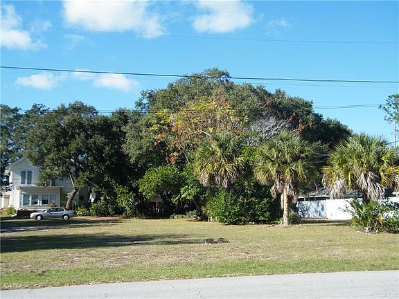 2nd image of 901 N Bayshore Dr