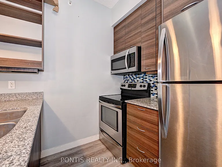 318 Spruce St W #1104 — Photo 10