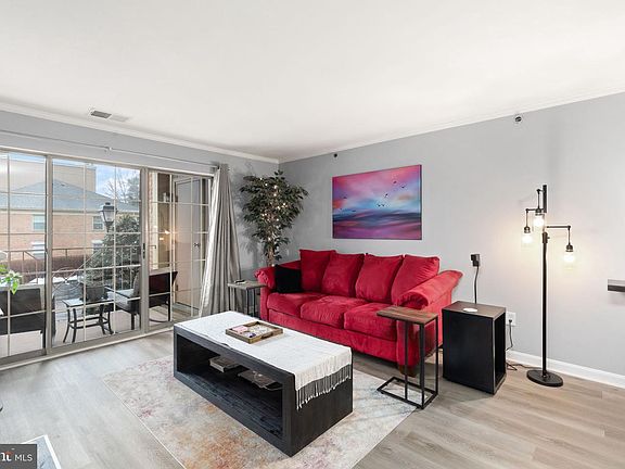 4th image of 14221 Dove Creek Way Unit 202