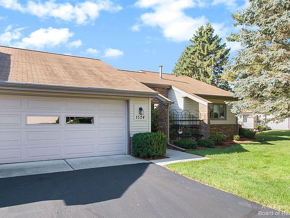 2nd image of 1524 Heather Vale Dr #49