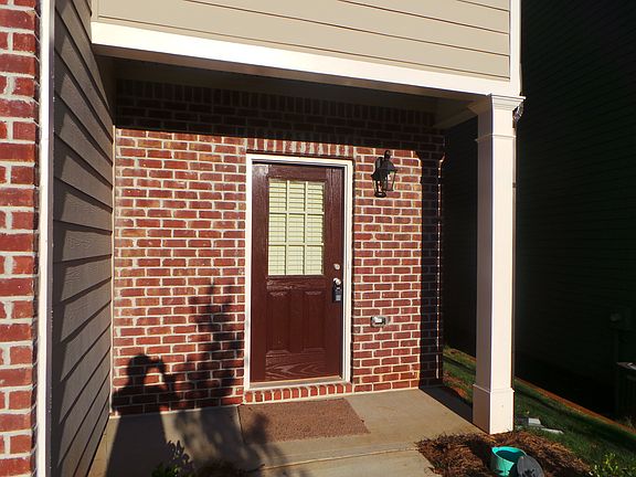 2nd image of 128 Cassady Ln