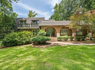 736 Laurel Dr, Sandersville, GA 31082