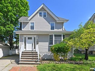116 E Quackenbush Ave, Dumont, NJ 07628