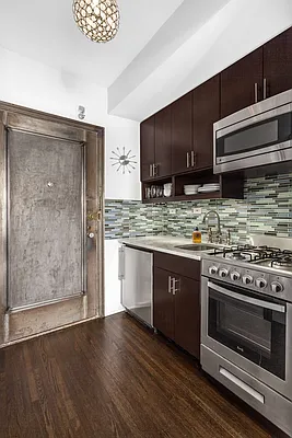 Sold by Compass | media 1