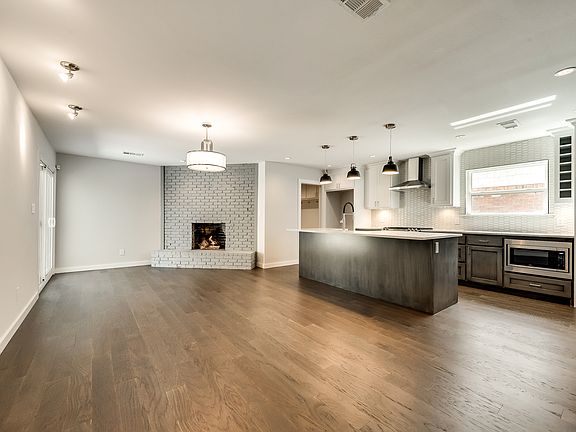 4th image of 10612 Mapleridge Dr