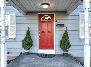 87 Levesque Ave, West Hartford, CT 06110
