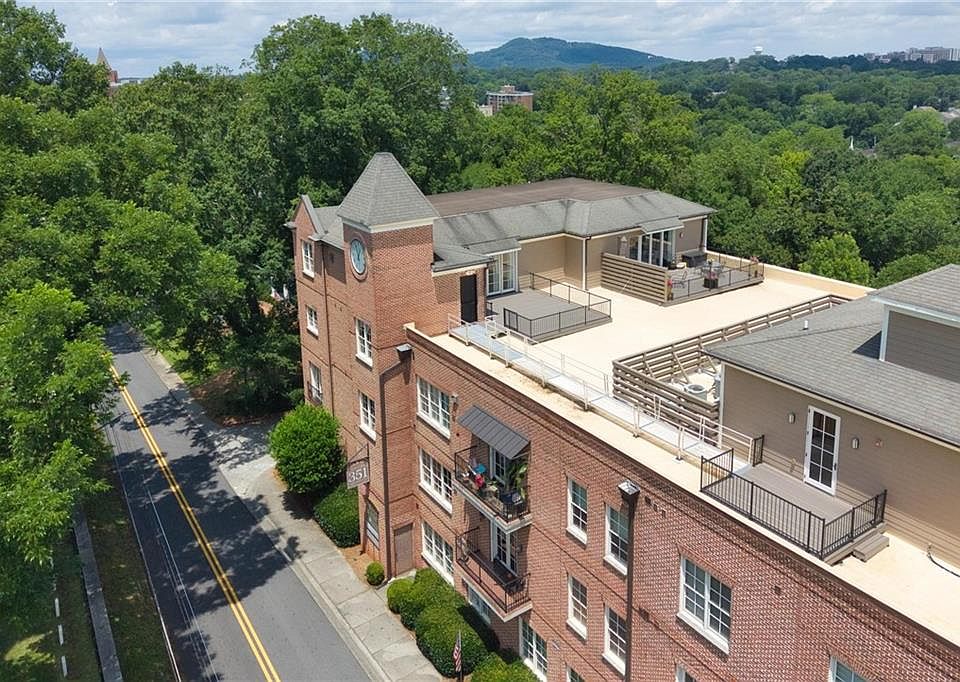 1st image of 351 Washington Ave NE Suite 309