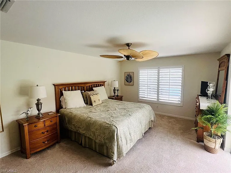1031 Tivoli Ln — Photo 10