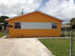 1674 W 16th St, Riviera Beach, FL 33404