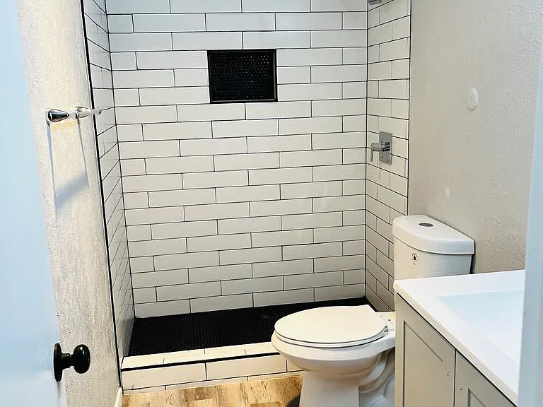 7107 Holly Hill Dr #205 — Photo 2