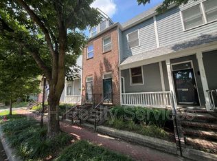 630 E New York St, Indianapolis, IN