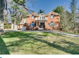 15 Montague Ave, Ewing, NJ 08628