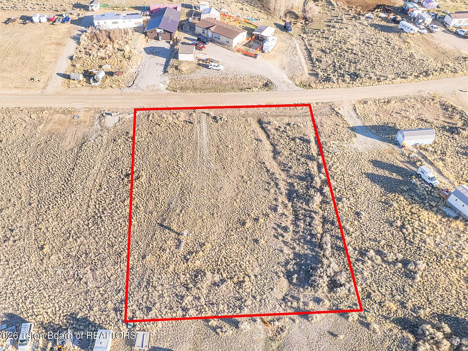 1st image of 165 Meadow Lark Ln