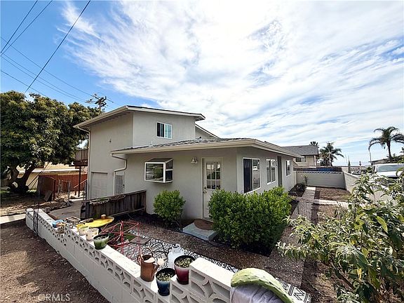 2nd image of 6840 Santa Barbara Ave