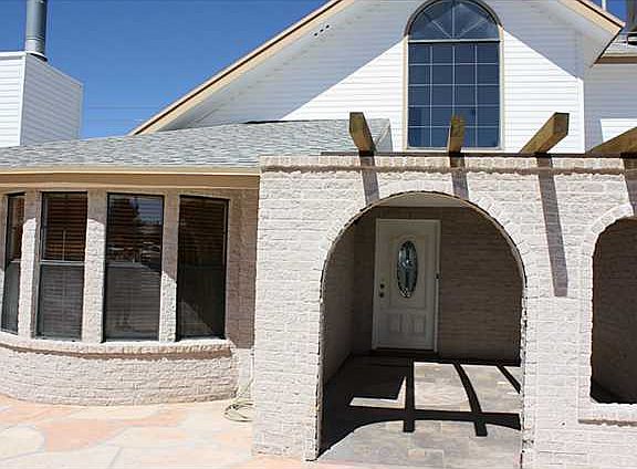 3rd image of 3969 Breckenridge Dr