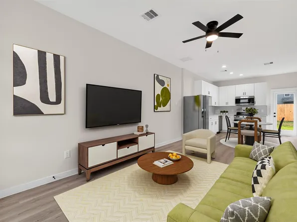 5523 Haight St #B, Houston, TX 77028