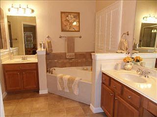 4th image of 5464 Lori Valley Ln