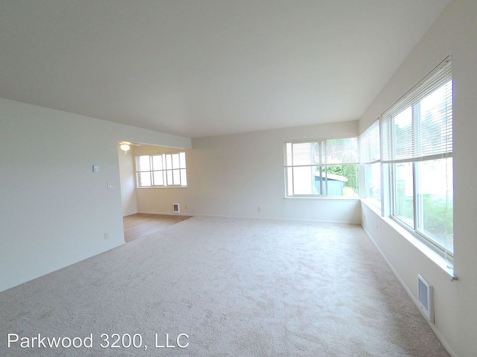 1st image of 3200 NE 140th St APT 13