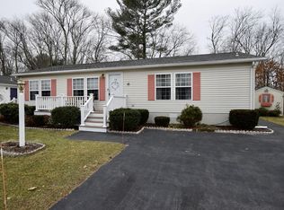 76 Country Dr, Bridgewater, MA 02324
