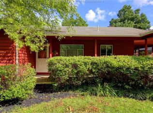 1131 Emerald Rd, Charleston, WV 25314