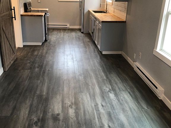 5th image of 860 Ellinor Ave