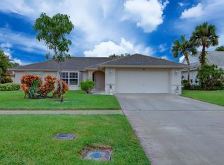 206 Ponce De Leon St, Royal Palm Beach, FL 33411