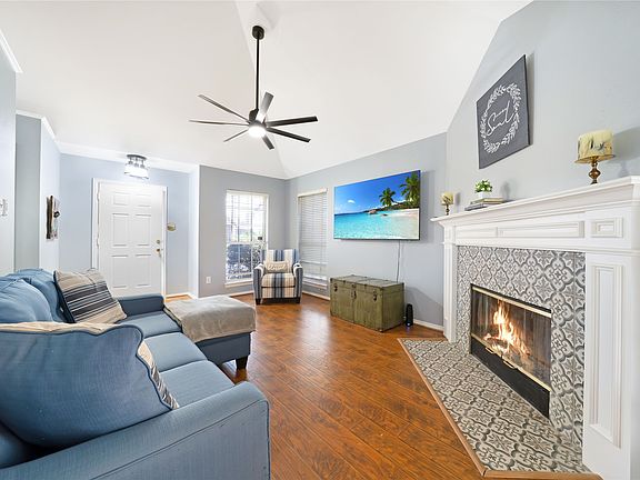 3rd image of 7892 Abbey Rd