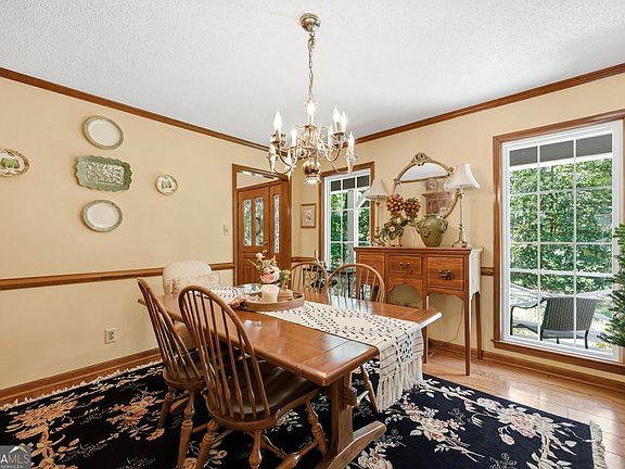 4th image of 3113 Dames Ferry Rd
