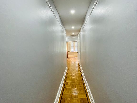 2nd image of 863 Avenue C #B4