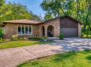 7S407 Dugan Rd, Sugar Grove, IL 60554