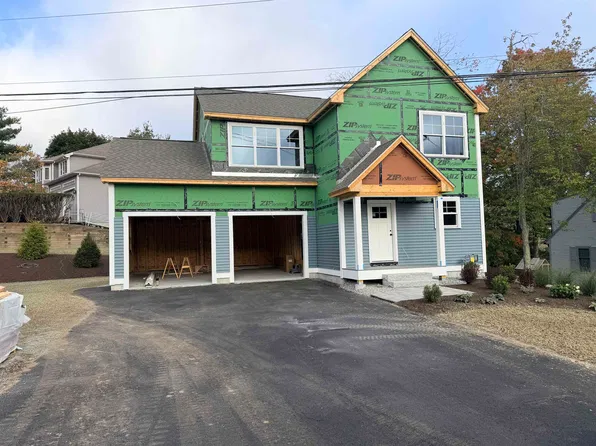 32 Farmington Road, Nashua, NH 03060