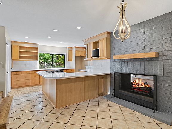 5th image of 6640 Palomino Cir