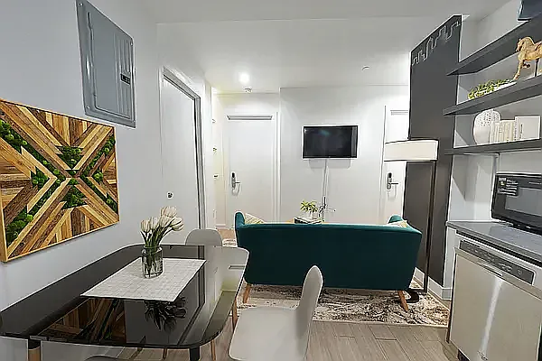 324 Grand St #3B — Photo 7