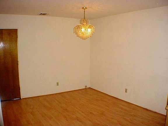 5th image of 22 Lucille St Unit 3