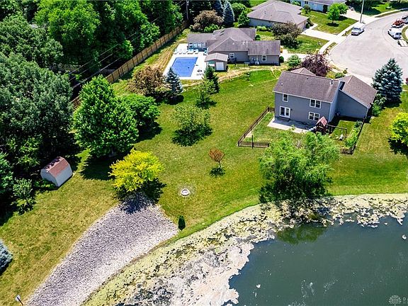 5th image of 1341 Essex Ct